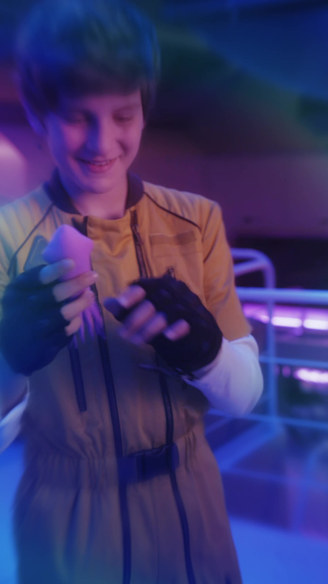On set — gloves
